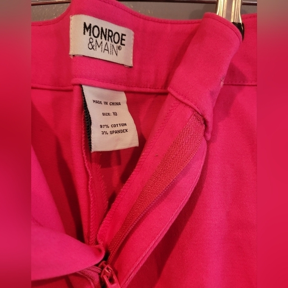 Pink Capris - Picture 1 of 3